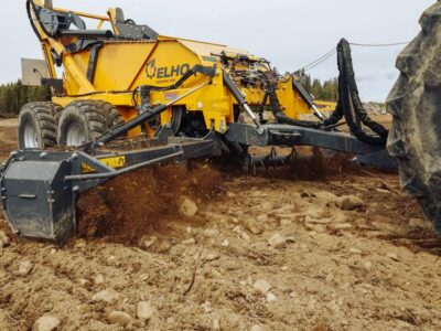 Elhol Stone picker at Central Injection Agri